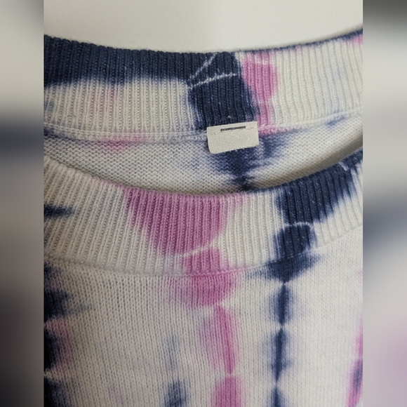 Lululemon Tie Dye Crewneck Cashmere Blend Sweater - size 8 - Picture 4 of 8